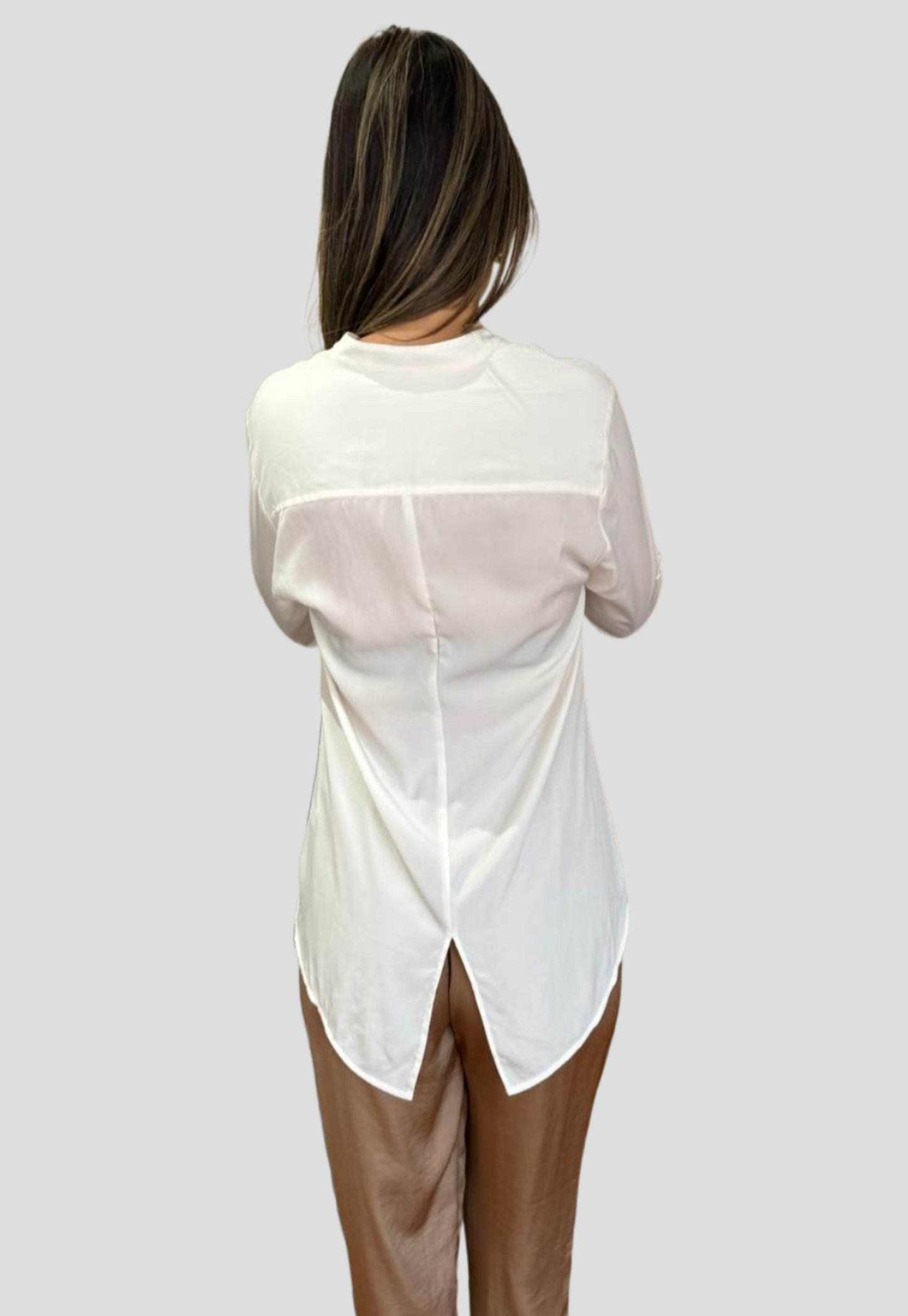 Camisa blanca de botones